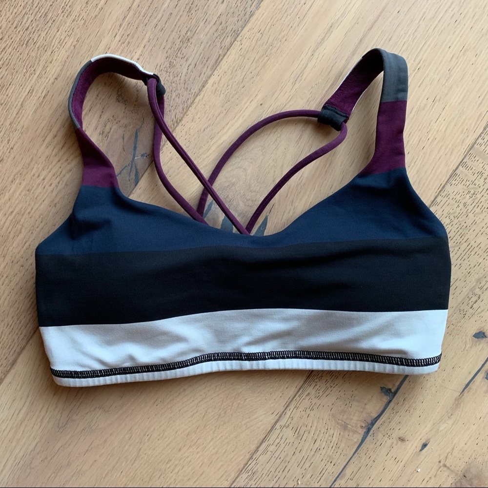 Lululemon Free to Be Bra size 2